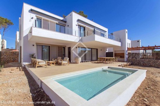 Casa en venta a estrenar en Es Mercadal (Baleares)