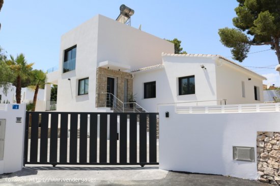 Villa en alquiler en Benissa (Alicante)