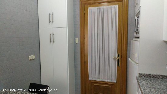 Apartamento en alquiler en Granada (Granada)