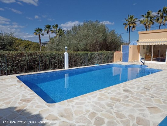 Villa en alquiler en Moraira (Alicante)