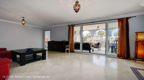 Apartamento en venta en Casares (Málaga)