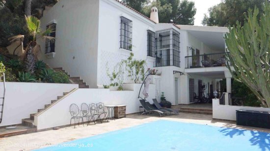  Villa en venta en Almuñécar (Granada) 