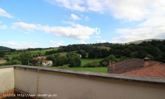 Casa en venta en Los Corrales de Buelna (Cantabria)