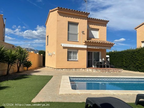 Villa en venta en L Ametlla de Mar (Tarragona)