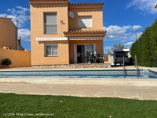 Villa en venta en L Ametlla de Mar (Tarragona)