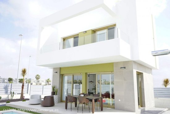 Villa en venta a estrenar en Orihuela (Alicante)