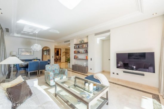 Apartamento en venta en Estepona (Málaga)