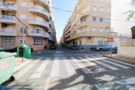 Garaje en venta en Torrevieja (Alicante)