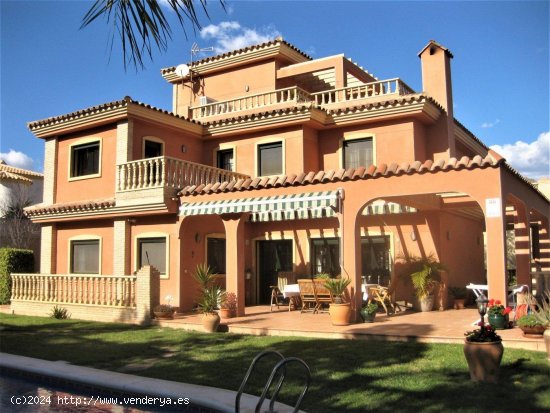  Villa en venta en El Campello (Alicante) 