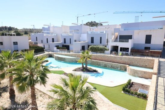 Bungalow en venta en San Miguel de Salinas (Alicante)