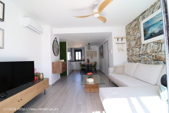 Bungalow en venta en San Miguel de Salinas (Alicante)