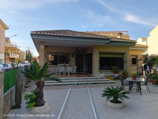 Villa en venta en San Pedro del Pinatar (Murcia)