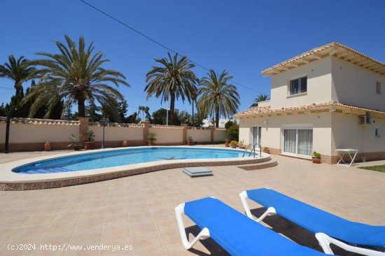 Villa en venta en Orihuela (Alicante)