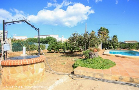 Finca en venta en Orba (Alicante)