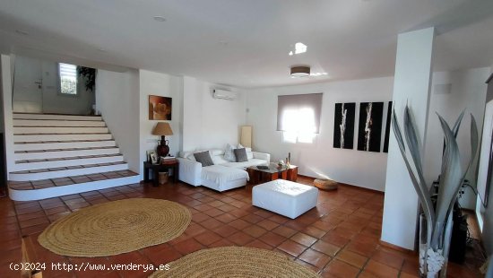 Villa en venta en Estepona (Málaga)