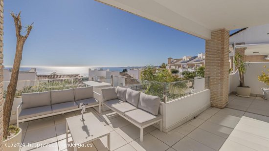  Villa en venta en Benalmádena (Málaga) 