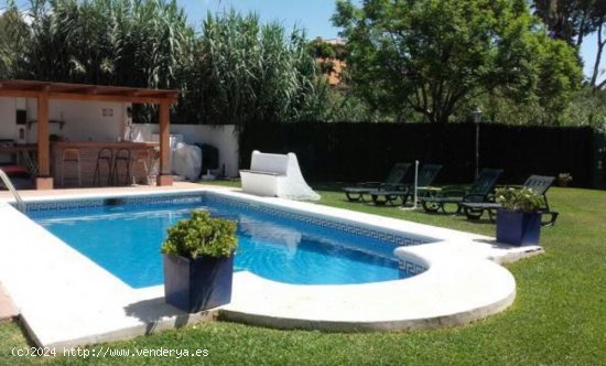  Villa en venta en Estepona (Málaga) 