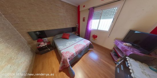 Apartamento en venta en Oliva (Valencia)