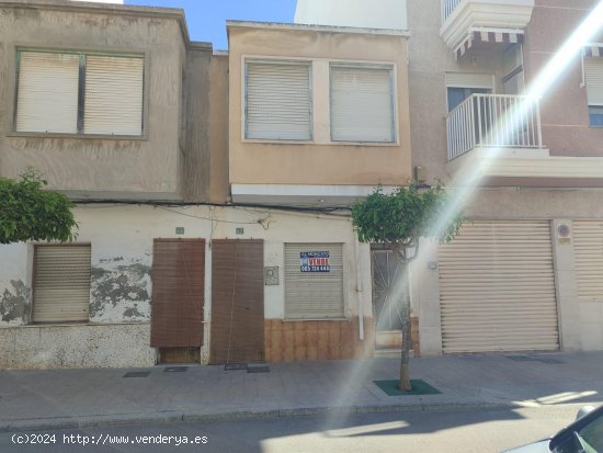 Casa en venta en Guardamar del Segura (Alicante)