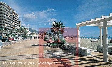 Local en venta en Fuengirola (Málaga)