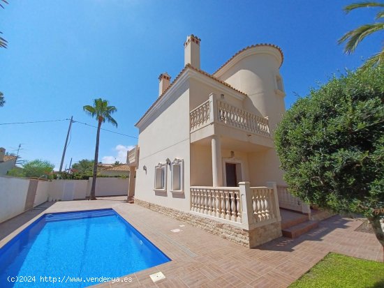  Villa en venta en Orihuela (Alicante) 