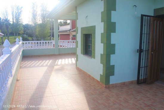  Villa en venta en Torrevieja (Alicante) 