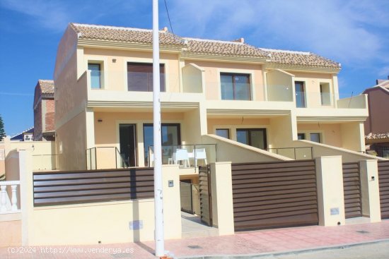 Casa en venta en Torrevieja (Alicante)