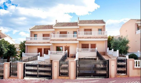 Casa en venta en Torrevieja (Alicante)