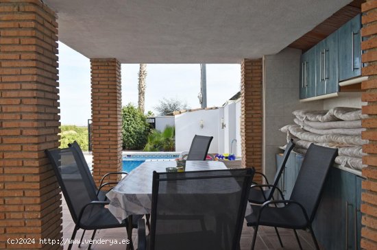 Villa en venta en Orihuela (Alicante)