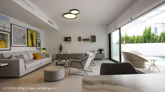 Villa en venta a estrenar en Ciudad Quesada (Alicante)