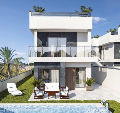 Villa en venta a estrenar en Los Alcázares (Murcia)