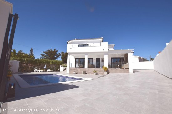 Villa en venta en Ciudad Quesada (Alicante)