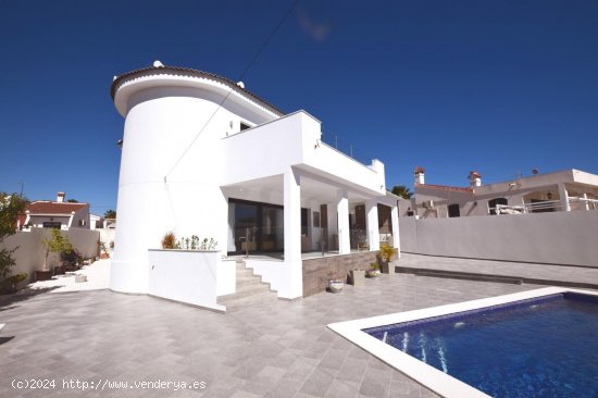 Villa en venta en Ciudad Quesada (Alicante)