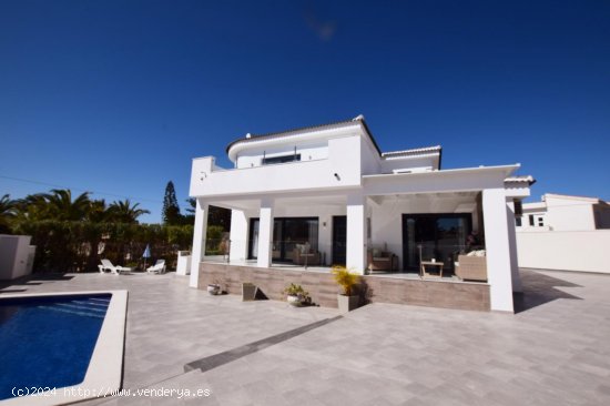 Villa en venta en Ciudad Quesada (Alicante)