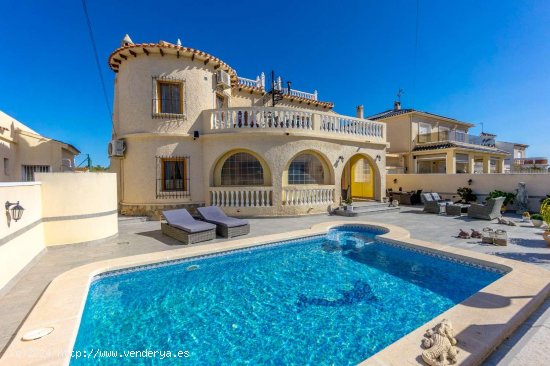  Chalet en venta en San Miguel de Salinas (Alicante) 