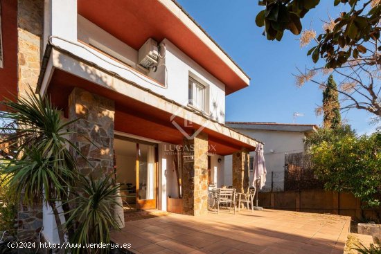  Casa en alquiler en Sant Cugat del Vallès (Barcelona) 