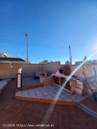 Villa en venta en Torrevieja (Alicante)