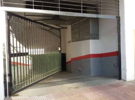 Garaje en venta en Rincón de la Victoria (Málaga)