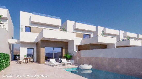 Villa en venta en construcción en Los Montesinos (Alicante)