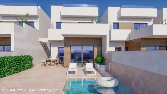 Villa en venta en construcción en Los Montesinos (Alicante)