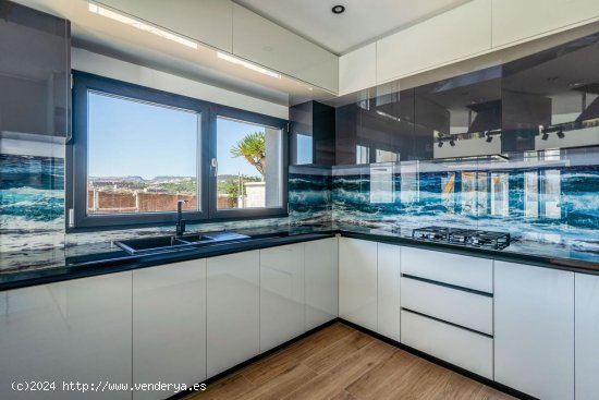  Villa en venta en Estepona (Málaga) 