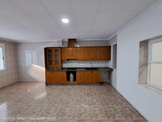 Villa en venta en Catral (Alicante)