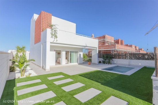  Villa en venta a estrenar en Pilar de la Horadada (Alicante) 