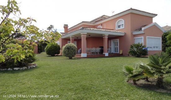  Villa en venta en Estepona (Málaga) 