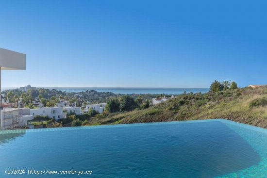 Villa en venta en Estepona (Málaga)