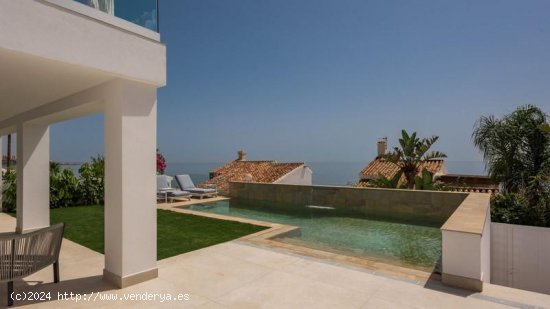  Villa en venta en Estepona (Málaga) 