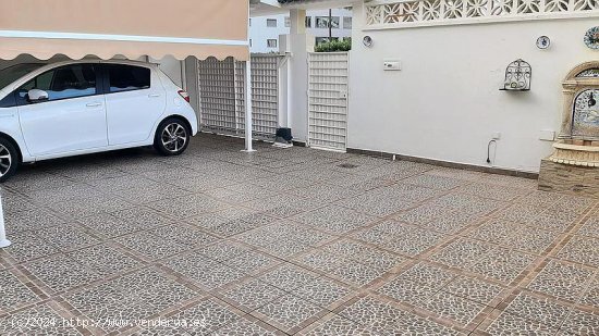 Chalet en venta en Fuengirola (Málaga)