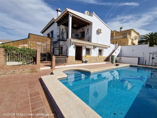 Villa en venta en Alcaucín (Málaga)