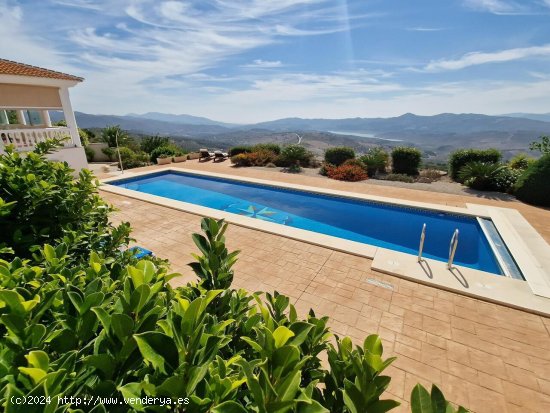 Villa en venta en Periana (Málaga)