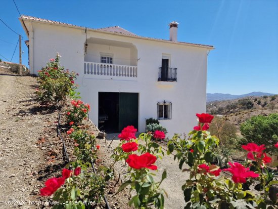 Villa en venta en Viñuela (Málaga)